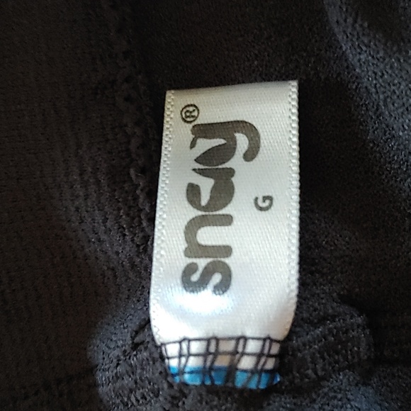 Snag Gray and Magenta Plaid Tights Size G - Picture 4 of 6